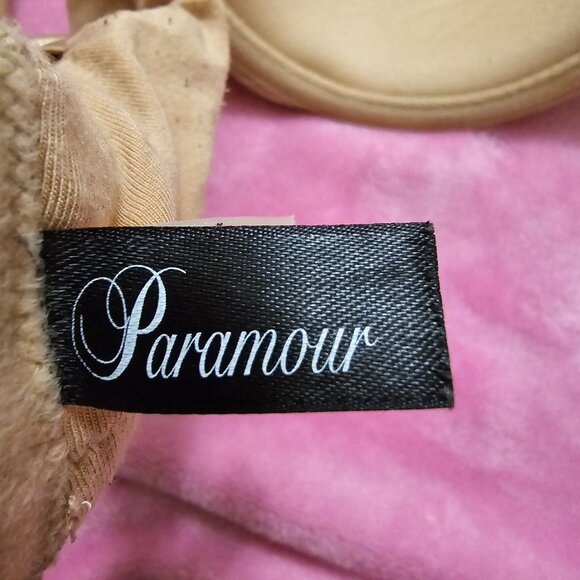3 pairs of 36DD bra bundle (paramour, modern movement, and unknown) - Picture 10 of 11